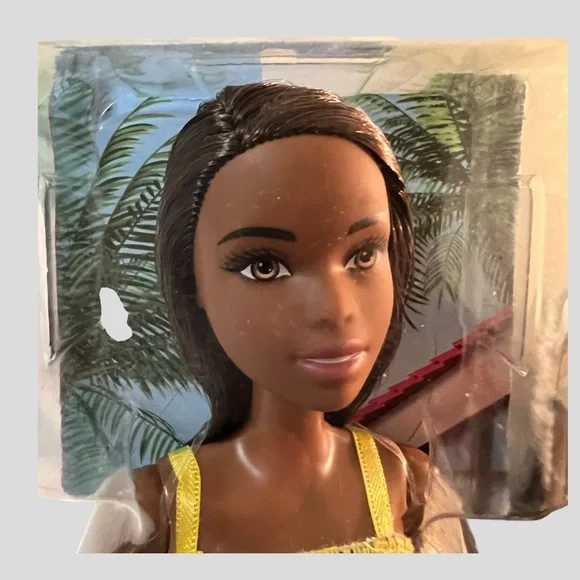 Barbie Doll - Picture 3 of 12